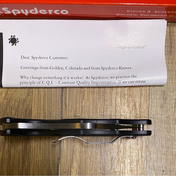 Spyderco Yojimbo 2 C85G2 G10 handle self defense EDC - Picture 7 of 8